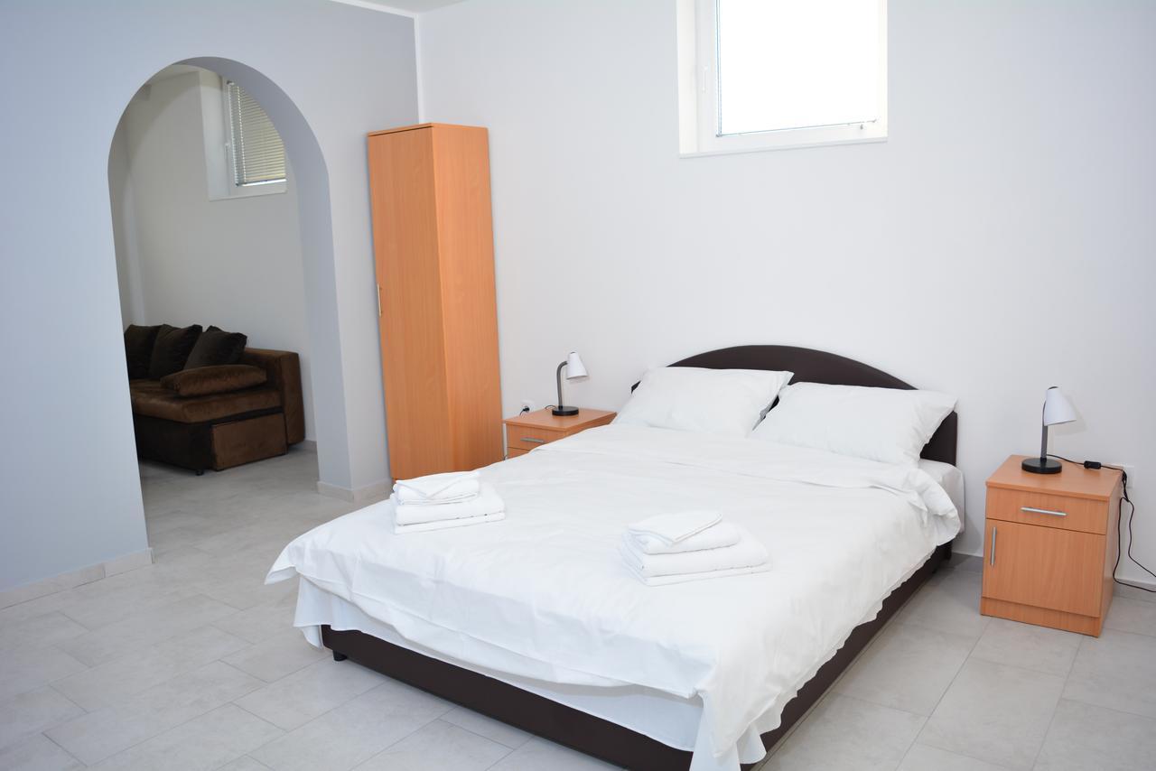 Deltix Apartments ヴルシャツ エクステリア 写真